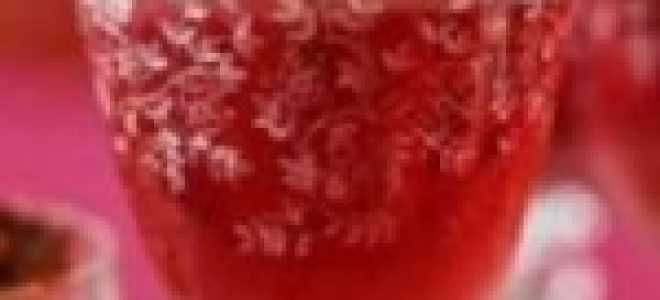 Наливка из клюквы на водке (спирту) и классический рецепт